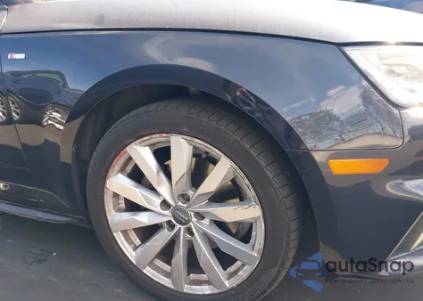 2018 Audi A4 2.0T Tech Ultra Premium/2.0T Ultra Premium z USA, uszkodzony, nr VIN WAUKMAF45JA153950